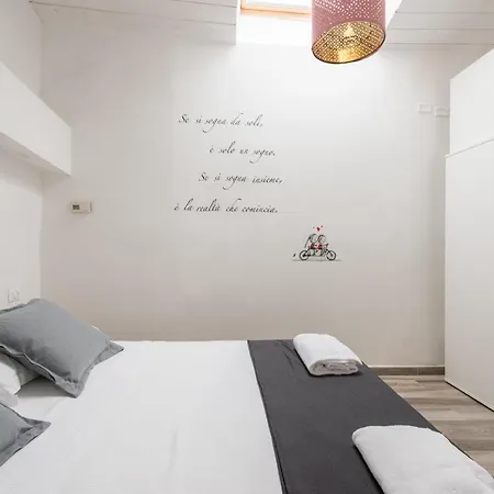 Design Center Florence Apt - Homeunity-3